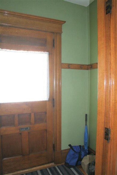 381 Spring St, Saint Johnsbury, VT 05819 - photo 6