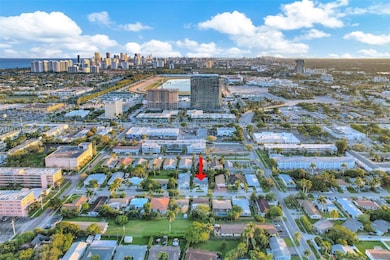 1012 NE 2nd St, Hallandale Beach, FL 33009 - photo 6