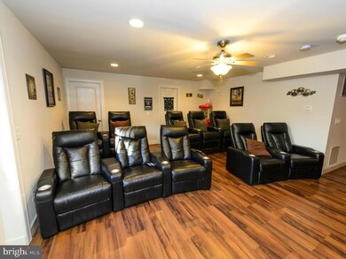 13008 Brierly Forest Ct, Manassas, VA 20112 - photo 4