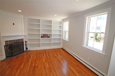 21 3rd St, Newport, RI 02840 - photo 4