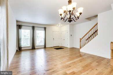 8207 Shooting Star Ln, Laurel, MD 20724 - photo 4