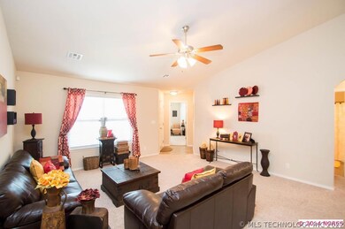 593 E 147th St S, Glenpool, OK 74033 - photo 3