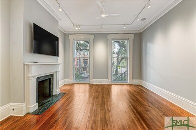 31 E Jones St unit Parlor 2nd floor, Savannah, GA 31401 - photo 3