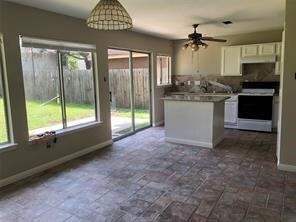 8446 Lake Crystal Dr, Houston, TX 77095 - photo 4