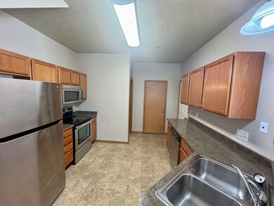 1339 34th Ave SE, Minot, ND 58701 - photo 6