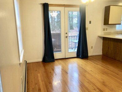 90 Laurel St unit B, Greenfield, MA 01301 - photo 4
