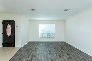 4401 W Columbary Dr, Rosenberg, TX 77471 - photo 5