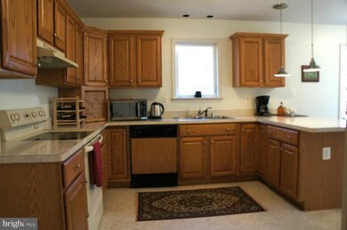 2644 Sequoia Way, Prince Frederick, MD 20678 - photo 4