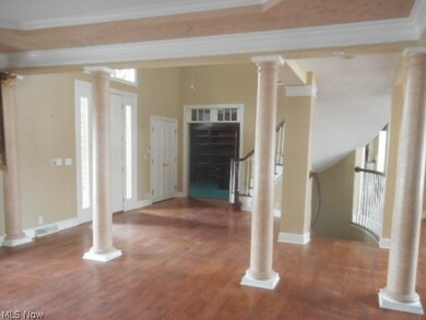 615 Hardwick Dr, Aurora, OH 44202 - photo 5