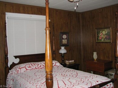 1948 Mack Rd, Asheboro, NC 27205 - photo 7