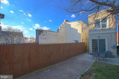 317 S Highland Ave, Baltimore, MD 21224 - photo 3