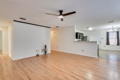 2614 Hidden Valley Dr, McKinney, TX 75071 - photo 5