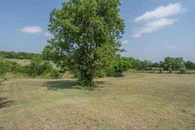 638 Coyote Trail, Rhome, TX 76078 - photo 5