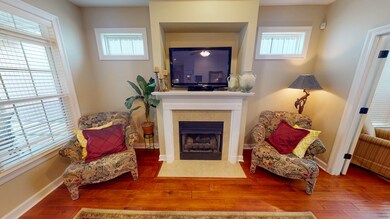 Custom Gas Fireplace and Mantel