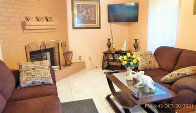 7930 Battlecreek Dr, Houston, TX 77040 - photo 6