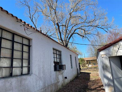 708 Richards St, Kilgore, TX 75662 - photo 7