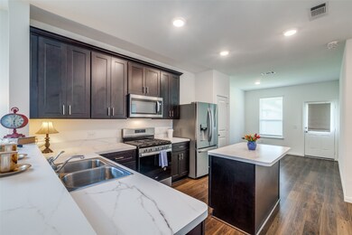 25852 Hedgerow Dr, Magnolia, TX 77355 - photo 4