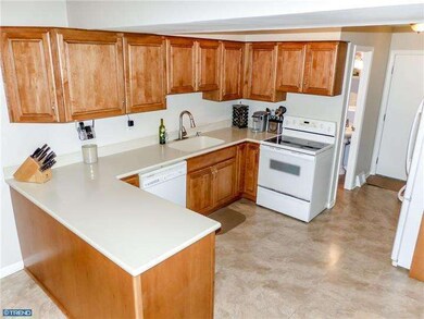 185 Windham Ct, Newtown, PA 18940 - photo 7