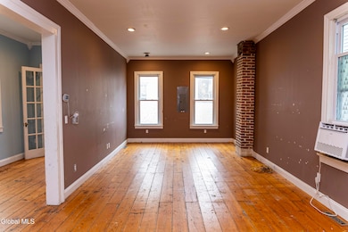 11 River St, Schenectady, NY 12305 - photo 3