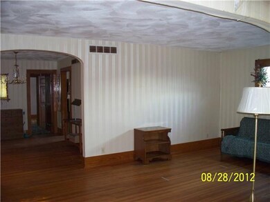 Living Room lower