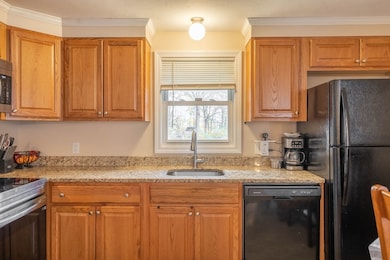 102 Worcester Rd, Charlton, MA 01507 - photo 4