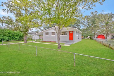 4457 Ish Brant Rd W, Jacksonville, FL 32210 - photo 4