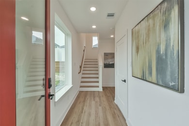 4818 Pinemont Dr, Houston, TX 77092 - photo 5