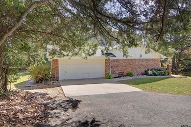 810 Jeanell St, Quitman, TX 75783 - photo 5