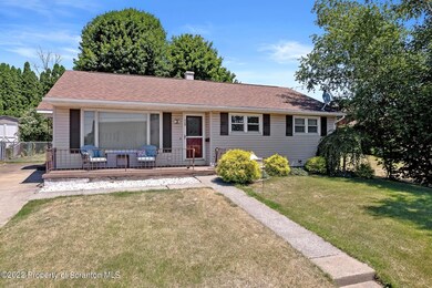 720 Sunset Dr, Olyphant, PA 18447 - photo 2