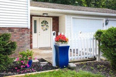 3 Dutchess Ct, Saratoga Springs, NY 12866 - photo 3