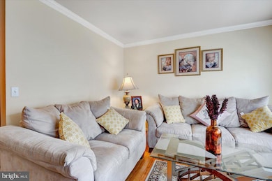 1014 Eastbourne Ct, Frederick, MD 21702 - photo 5