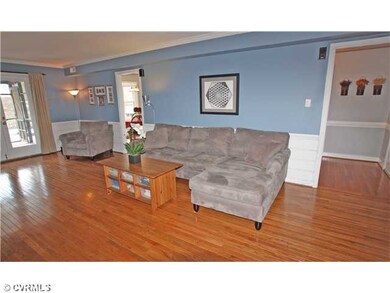 Den/Family/Great Room - Family room with newer woo
