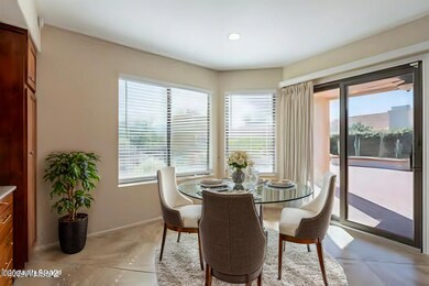 962 E Royal Ridge Dr unit 6, Oro Valley, AZ 85755 - photo 5