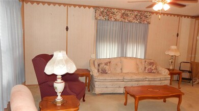 36046 Aster Ave, Zephyrhills, FL 33541 - photo 4