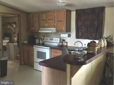 1403 Palmer Rd, Hedgesville, WV 25427 - photo 3