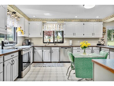 430 Kirkland Rd unit D, Chehalis, WA 98532 - photo 5