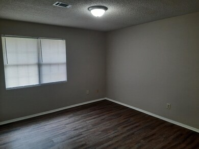 211 Woodcrest Cir, Warner Robins, GA 31093 - photo 7