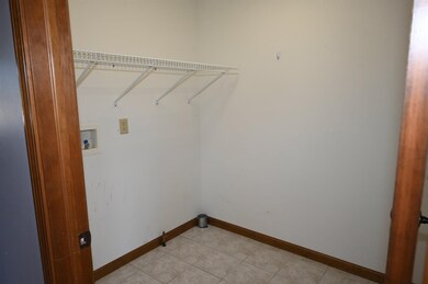 118 Lynn Dee Ct, New Carlisle, IN 46552 - photo 6