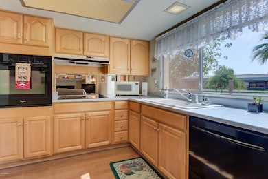 Bright Kitchen!