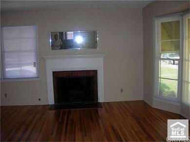 Living room with gas firplace