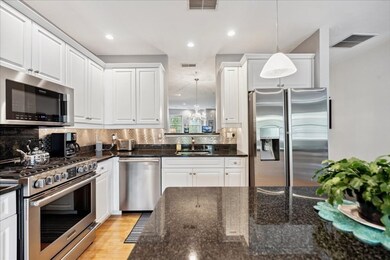 201 Victory Rd unit 201, Quincy, MA 02171 - photo 6