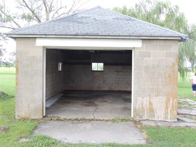 8874 Illinois 33, Shumway, IL 62461 - photo 6