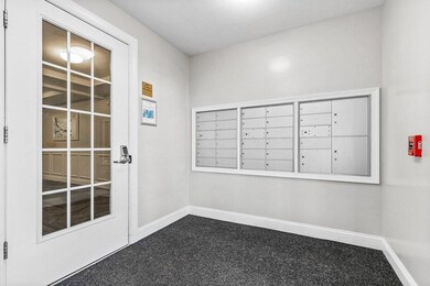 545 Page St unit 101, Stoughton, MA 02072 - photo 2