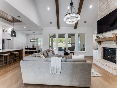 129 Lariat Ct, Azle, TX 76020 - photo 6