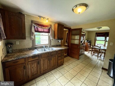 3981 N Sherman Street Extension, Mount Wolf, PA 17347 - photo 6