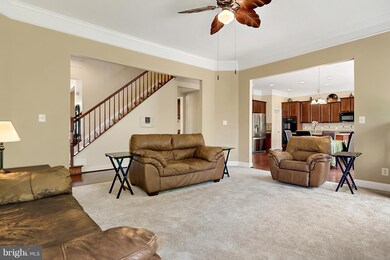 7158 Comrie Ct, Warrenton, VA 20187 - photo 7