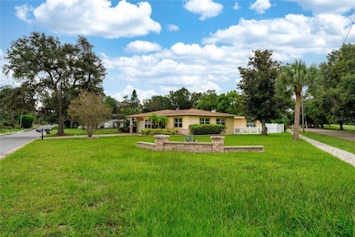 10908 W Elbow Dr, Tampa, FL 33612 - photo 3