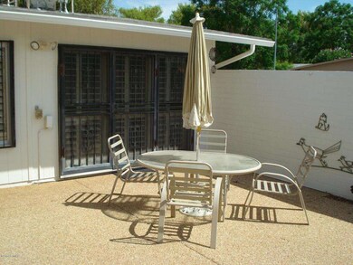 10603 W Highwood Ln, Sun City, AZ 85373 - photo 4