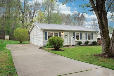 111 Redwood Bend, King, NC 27021 - photo 2