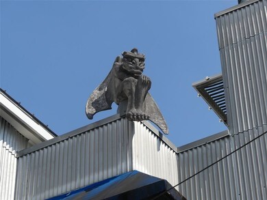 2029 Dunlavy St, Houston, TX 77006 - photo 3